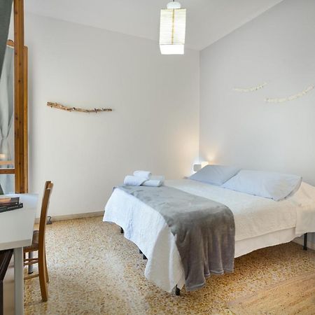 Room San Frediano Florencia Exterior foto